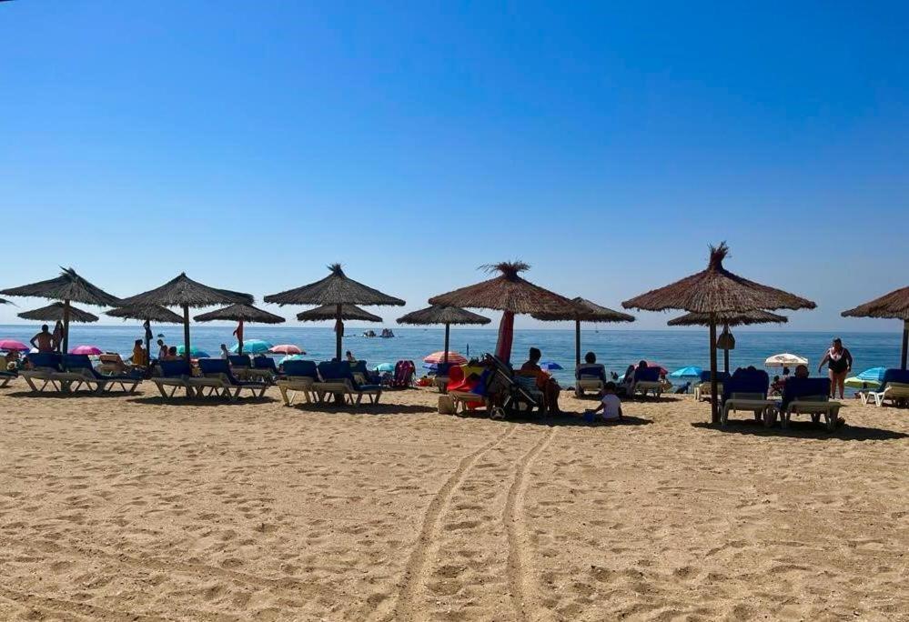 Tolles Ferienhaus Mit Sonnenterrasse Direkt Am Meer Isla Cristina Εξωτερικό φωτογραφία